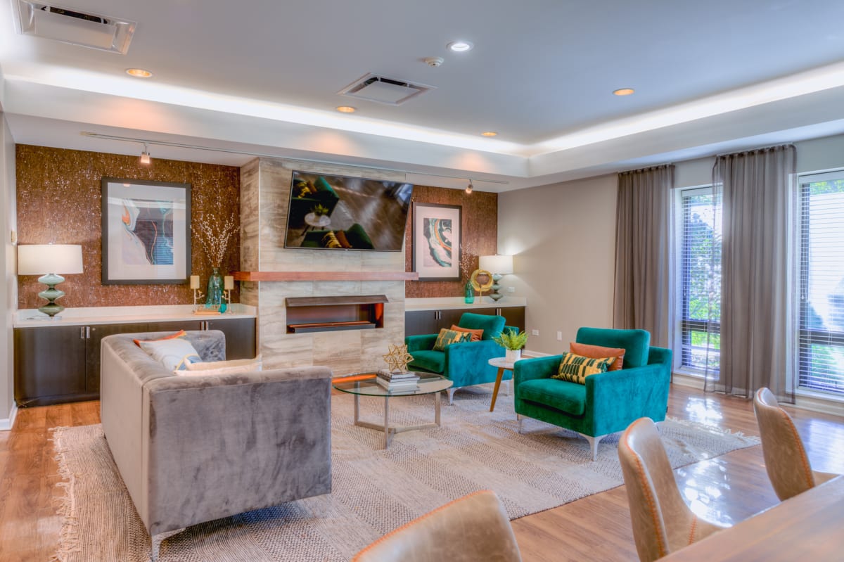 Photos of Apartments in Arlington Heights, IL Central Park East